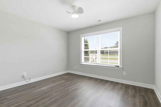 139 Pinnacle Point Ln, Tullahoma, TN 37388