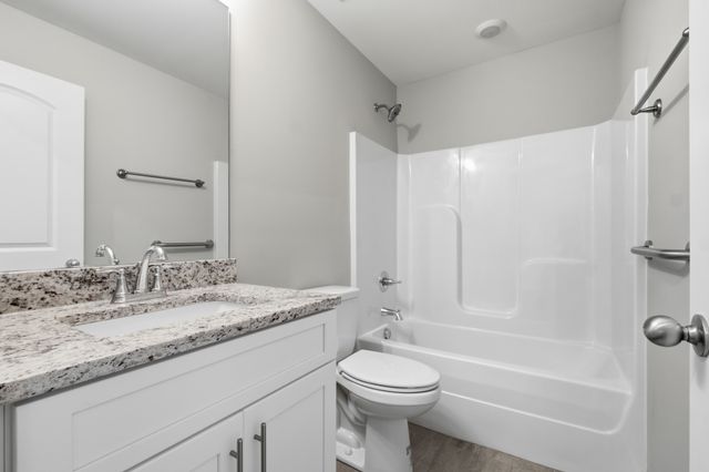 139 Pinnacle Point Ln, Tullahoma, TN 37388