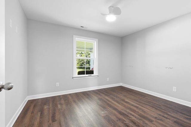 139 Pinnacle Point Ln, Tullahoma, TN 37388