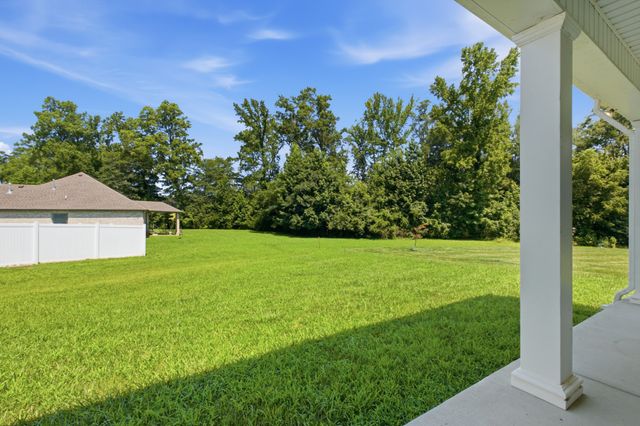 139 Pinnacle Point Ln, Tullahoma, TN 37388