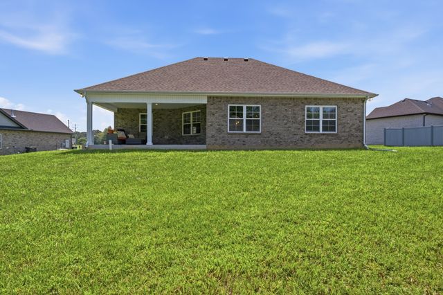 139 Pinnacle Point Ln, Tullahoma, TN 37388