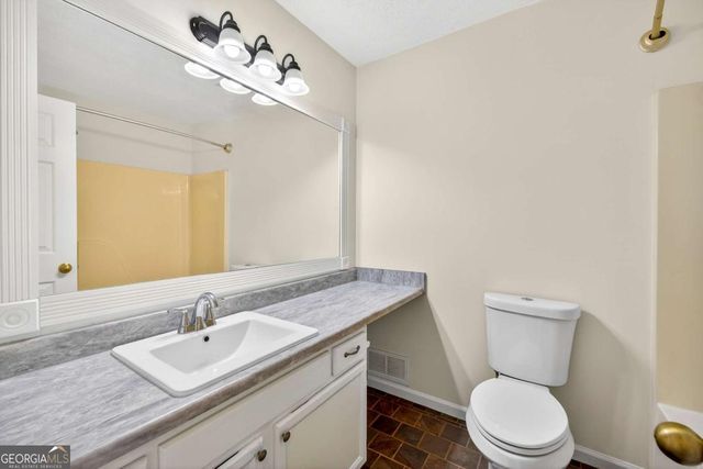 1530 Willow Gate Way, Auburn, GA 30011