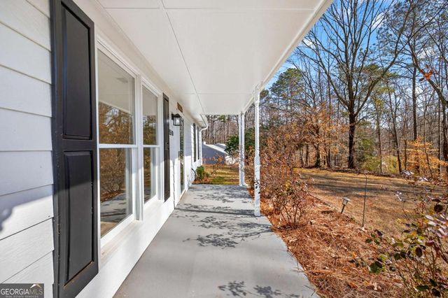 1530 Willow Gate Way, Auburn, GA 30011