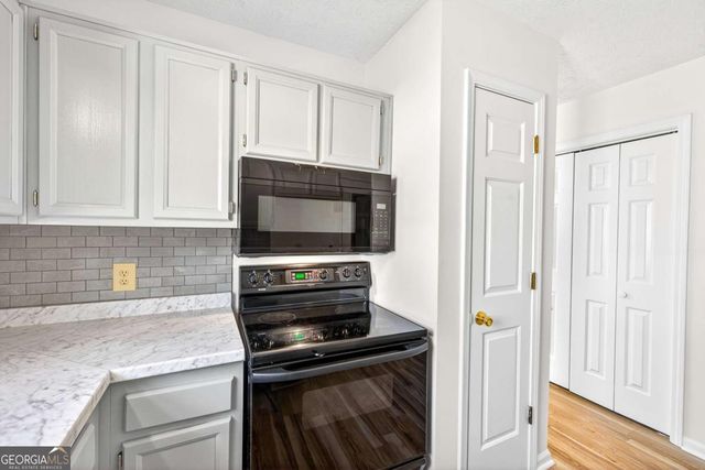 1530 Willow Gate Way, Auburn, GA 30011