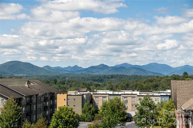 301 Ava Lane, Asheville, NC 28804