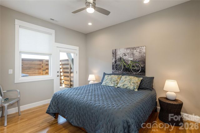 301 Ava Lane, Asheville, NC 28804