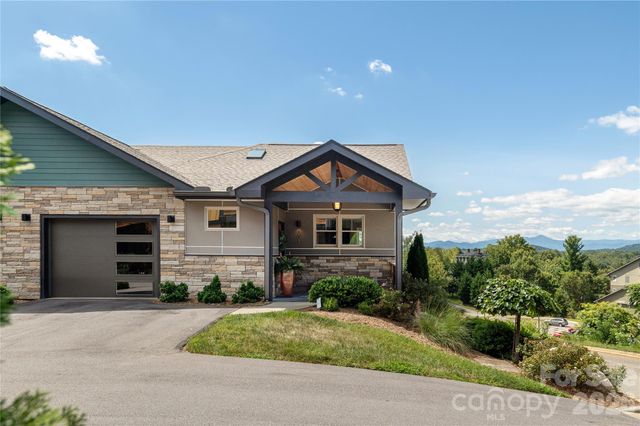 301 Ava Lane, Asheville, NC 28804