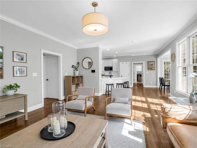 311 Red Fox Circle, Asheville, NC 28803