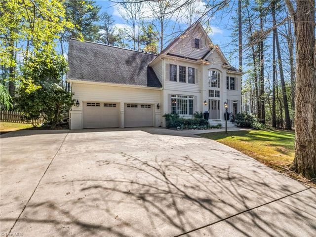 311 Red Fox Circle, Asheville, NC 28803