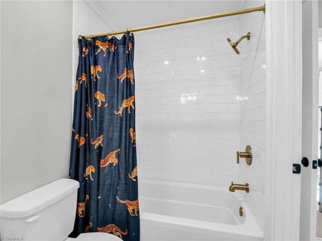 311 Red Fox Circle, Asheville, NC 28803