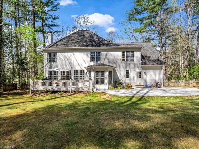 311 Red Fox Circle, Asheville, NC 28803