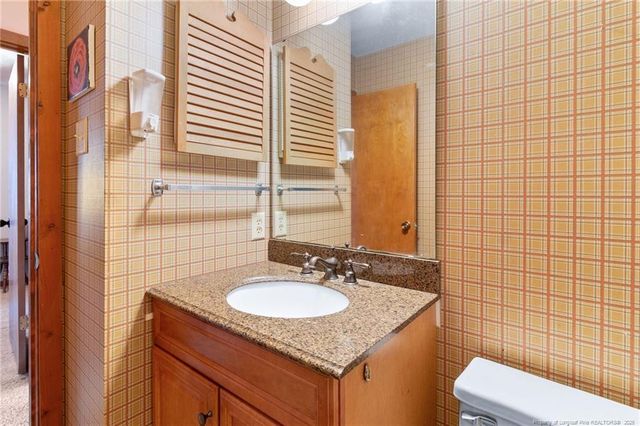 516 Tradewinds Drive, Fayetteville, NC 28314