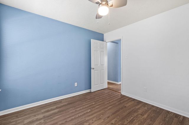 2715 Skyview Knoll Court, Houston, TX 77047