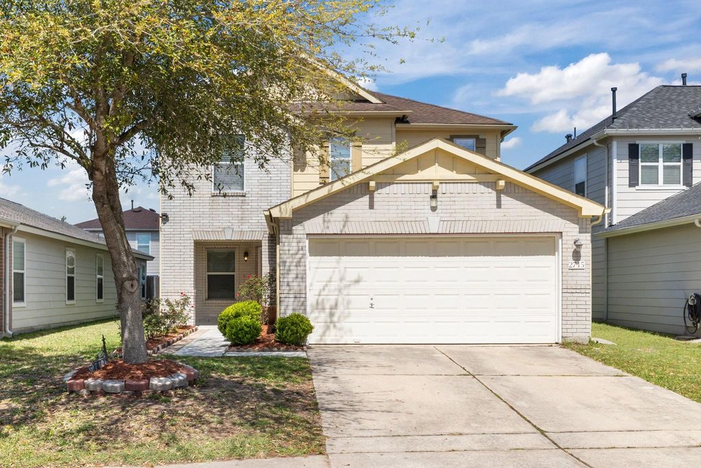 2715 Skyview Knoll Court, Houston, TX 77047