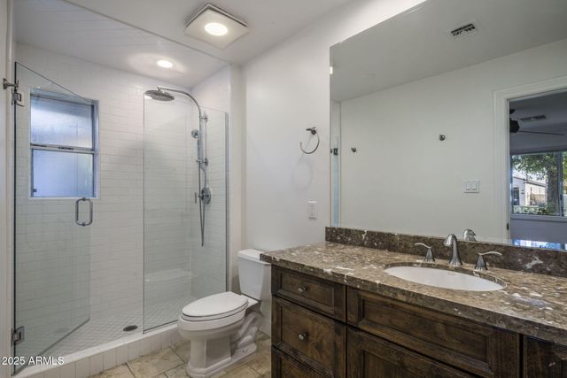 5038 E EARLL Drive, Phoenix, AZ 85018