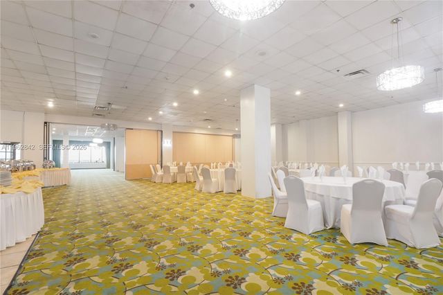 19201 Collins Ave 439, Sunny Isles Beach, FL 33160