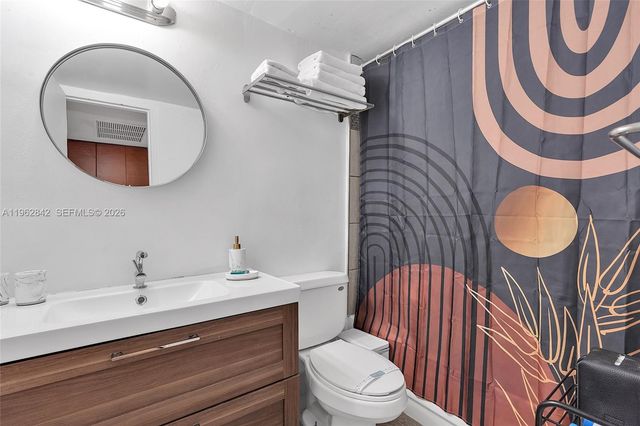 19201 Collins Ave 439, Sunny Isles Beach, FL 33160