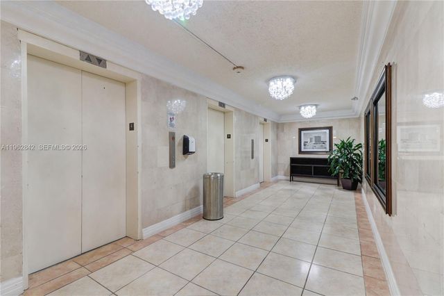 19201 Collins Ave 439, Sunny Isles Beach, FL 33160