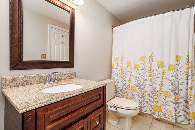 512 Ridgefield Cir C, Clinton, MA 01510