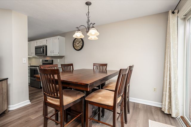 512 Ridgefield Cir C, Clinton, MA 01510