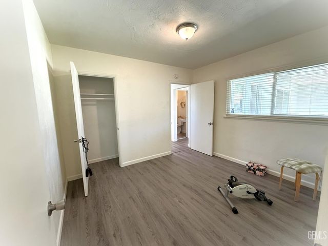 3117 Haley Street, Bakersfield, CA 93305