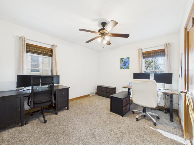 1964 Hyacinth Avenue E, Saint Paul, MN 55119