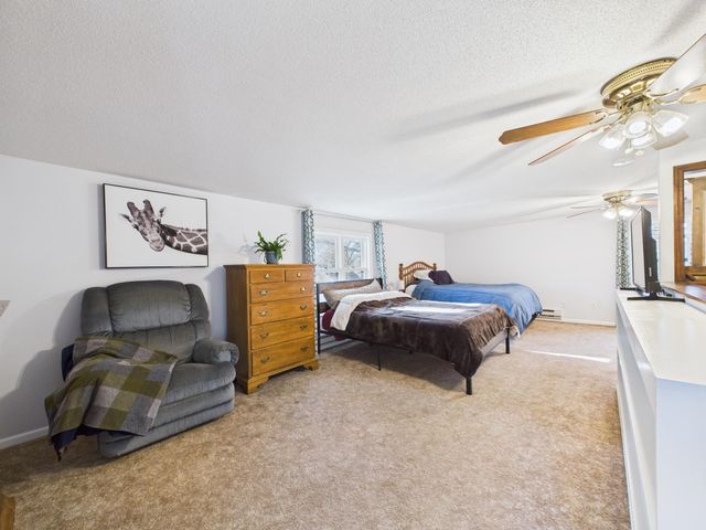 1964 Hyacinth Avenue E, Saint Paul, MN 55119