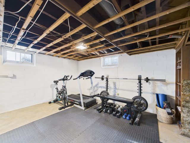 1964 Hyacinth Avenue E, Saint Paul, MN 55119