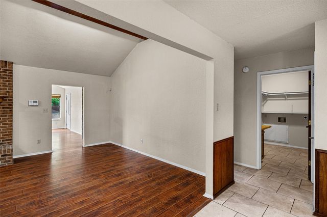 1017 Meadowlark Lane, Granbury, TX 76048