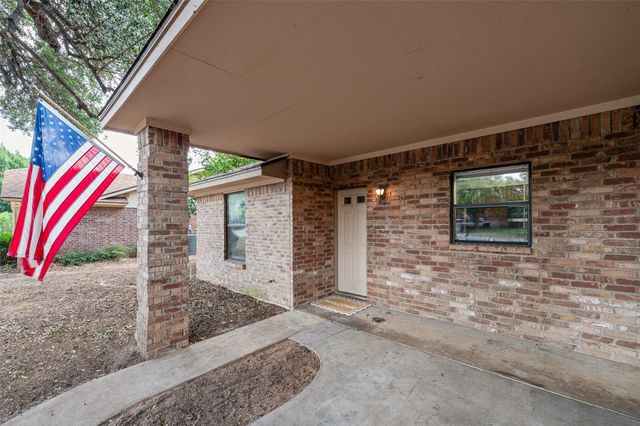 1017 Meadowlark Lane, Granbury, TX 76048