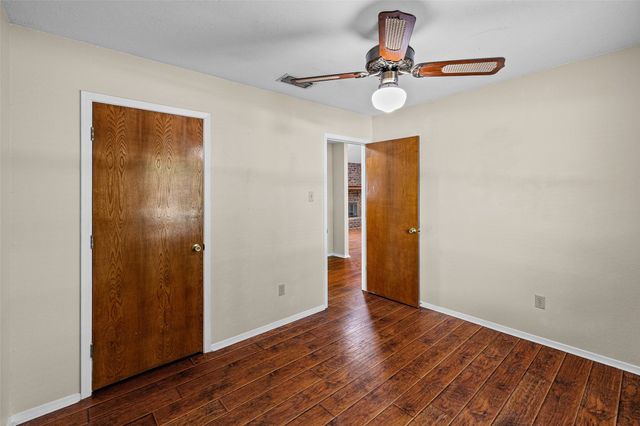 1017 Meadowlark Lane, Granbury, TX 76048