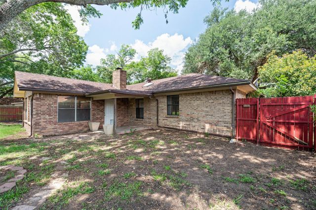 1017 Meadowlark Lane, Granbury, TX 76048