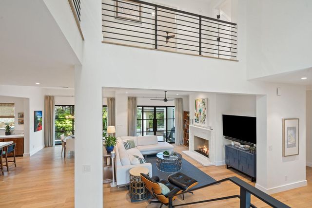 2300 Barton Creek BLVD 4, Austin, TX 78735