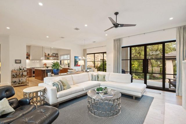 2300 Barton Creek BLVD 4, Austin, TX 78735