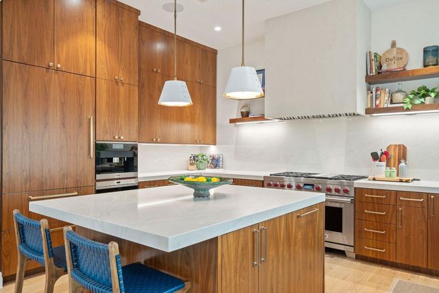 2300 Barton Creek BLVD 4, Austin, TX 78735