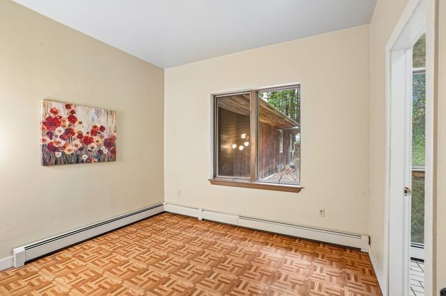 76 Foster Rd, Ashby, MA 01431