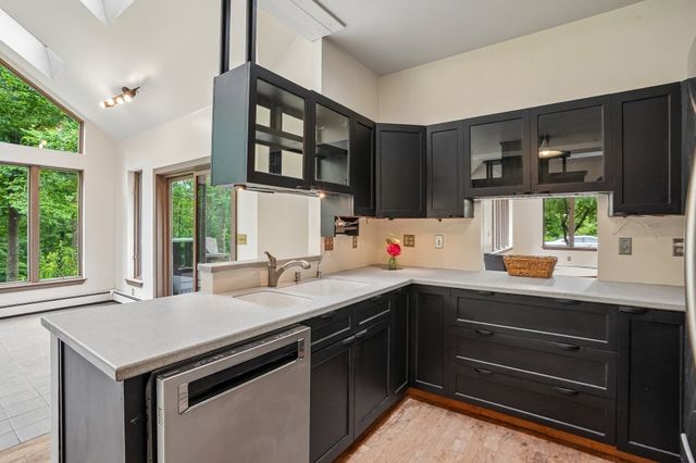 76 Foster Rd, Ashby, MA 01431