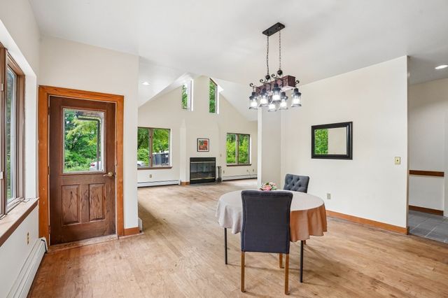 76 Foster Rd, Ashby, MA 01431