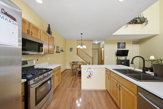 1513 Azalea Circle, Romeoville, IL 60446