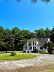100 Cutter Lane, Knotts Island, NC 27950