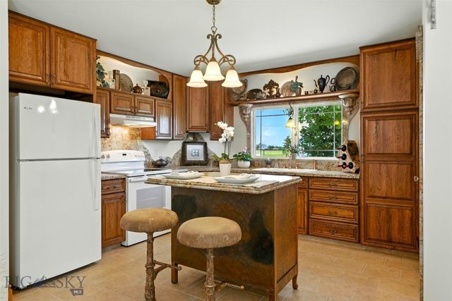 12 Pathfinder Trail, Bozeman, MT 59718