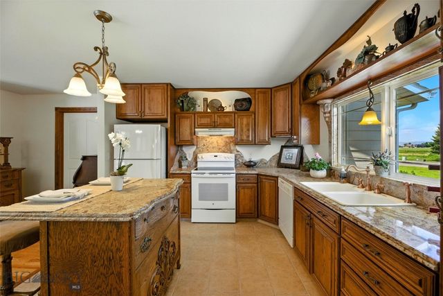 12 Pathfinder Trail, Bozeman, MT 59718