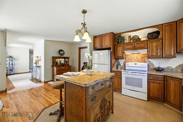 12 Pathfinder Trail, Bozeman, MT 59718