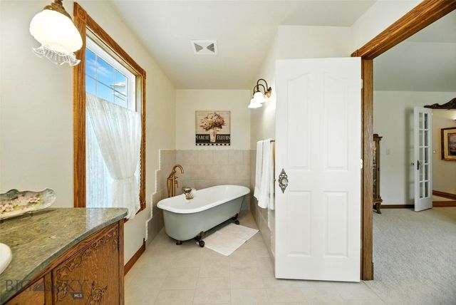 12 Pathfinder Trail, Bozeman, MT 59718
