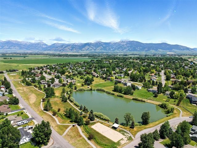 12 Pathfinder Trail, Bozeman, MT 59718
