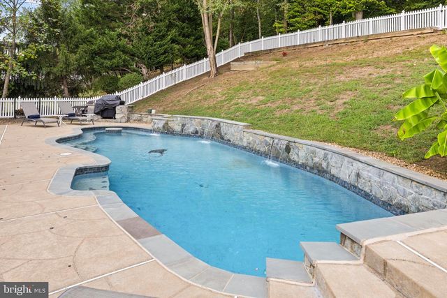 5 BASKET CT, Stafford, VA 22554