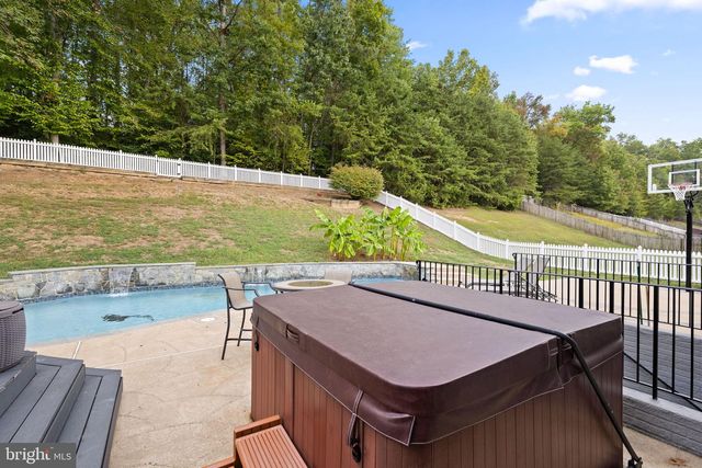 5 BASKET CT, Stafford, VA 22554