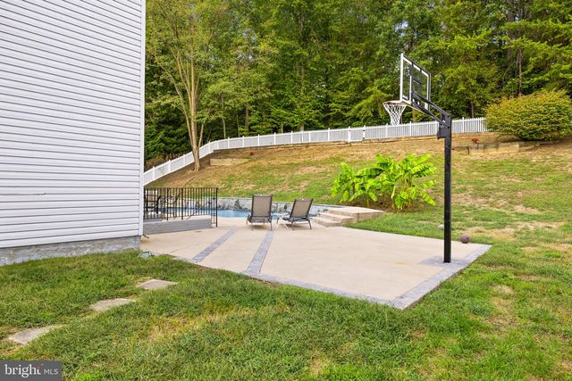 5 BASKET CT, Stafford, VA 22554