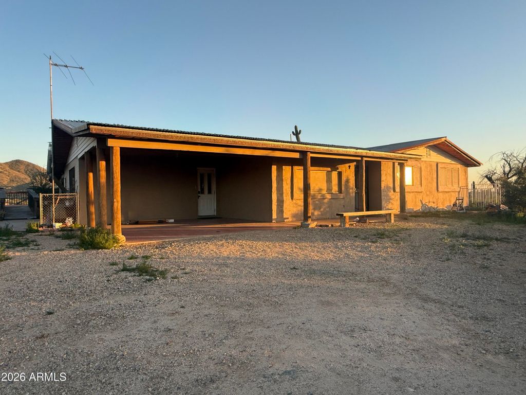 42213 N 3RD Street, Phoenix, AZ 85086 — photo 2
