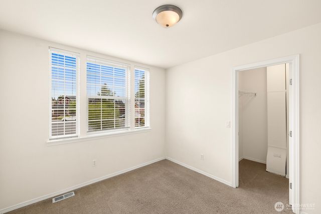 8307 210th Avenue Ct E, Bonney Lake, WA 98391